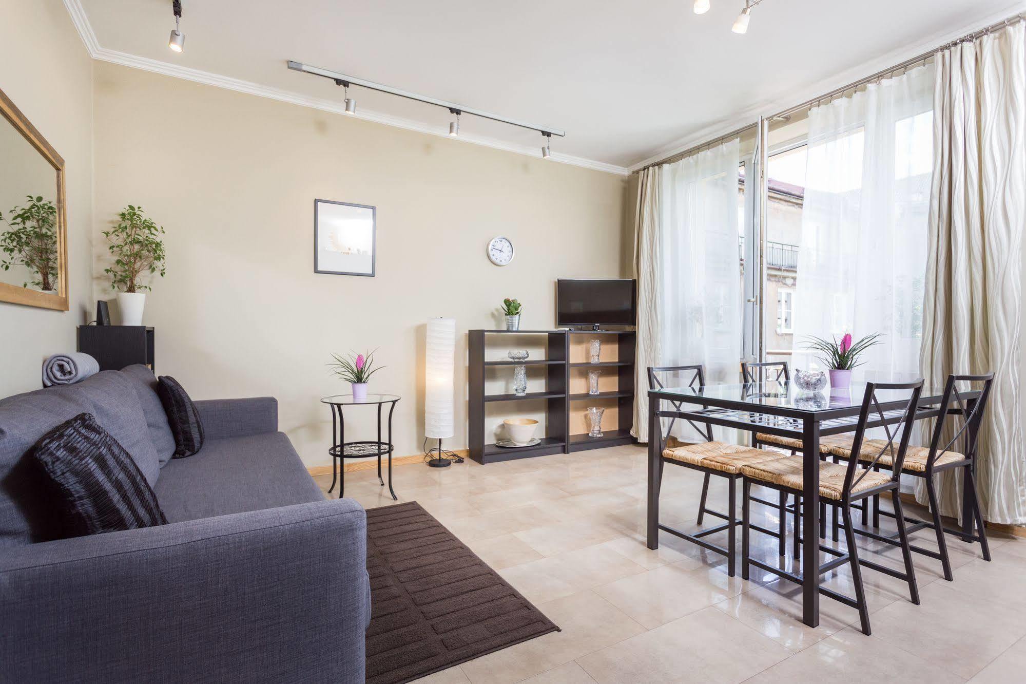 Inpoint Old Town Szeroka Apartments Krakow Luaran gambar