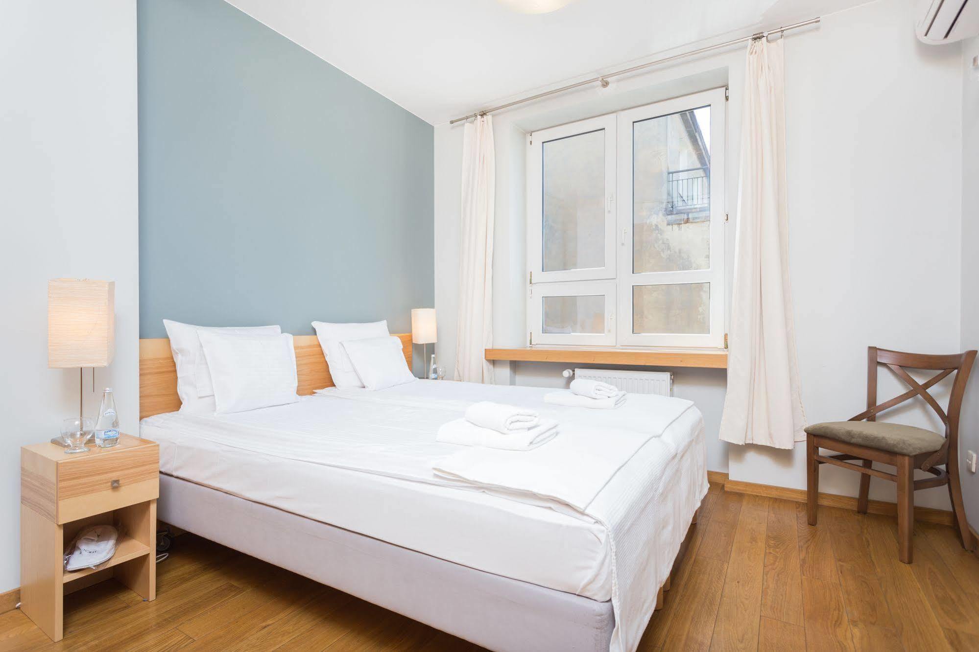 Inpoint Old Town Szeroka Apartments Krakow Luaran gambar